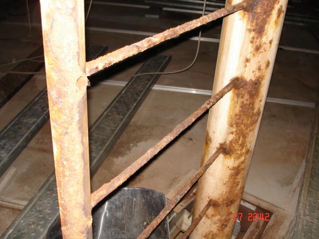 Internal Pipeline Blasting Close-up